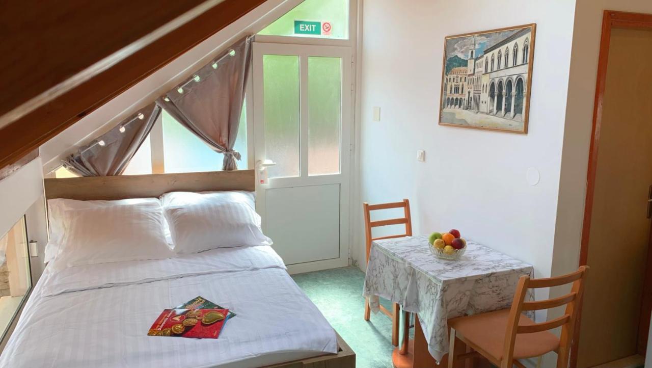 Laura Studio Apartman Mlini Ngoại thất bức ảnh